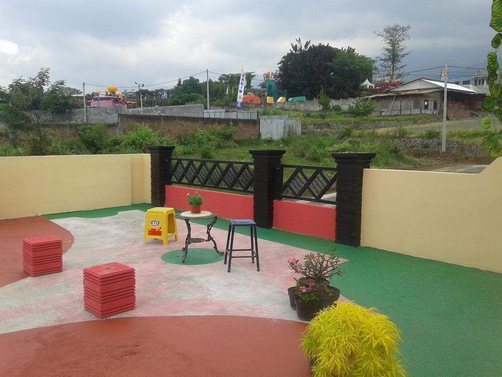 Villa Villi Batu  Exteriör bild